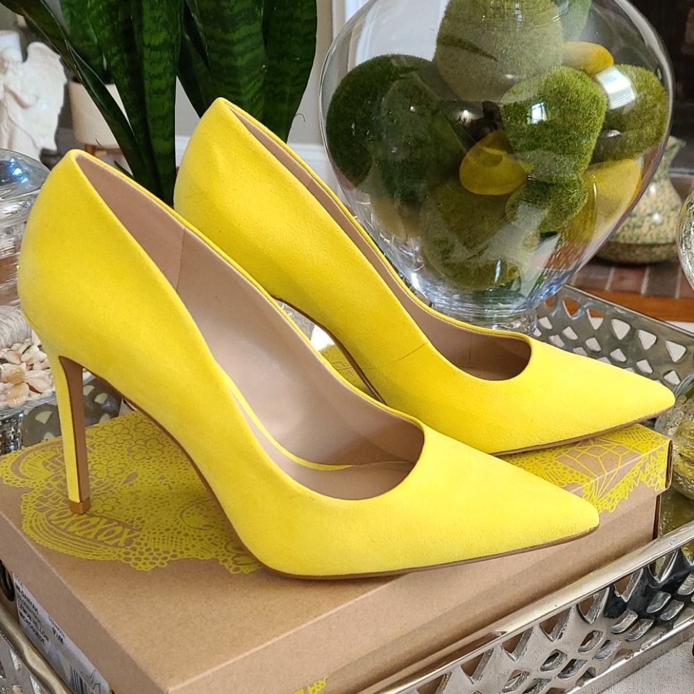 Lemon Yellow Pumps